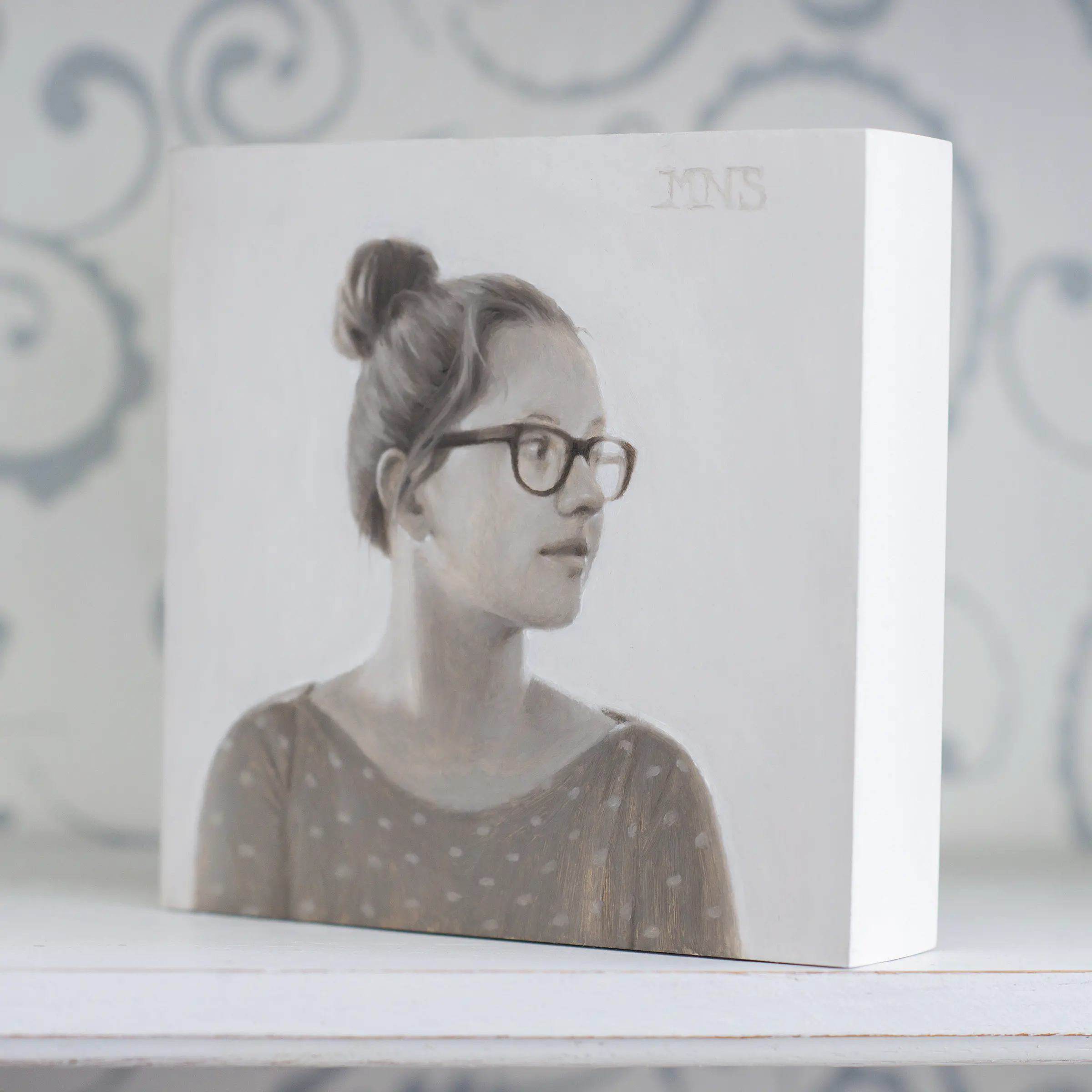 Nina Backlit - Image 3